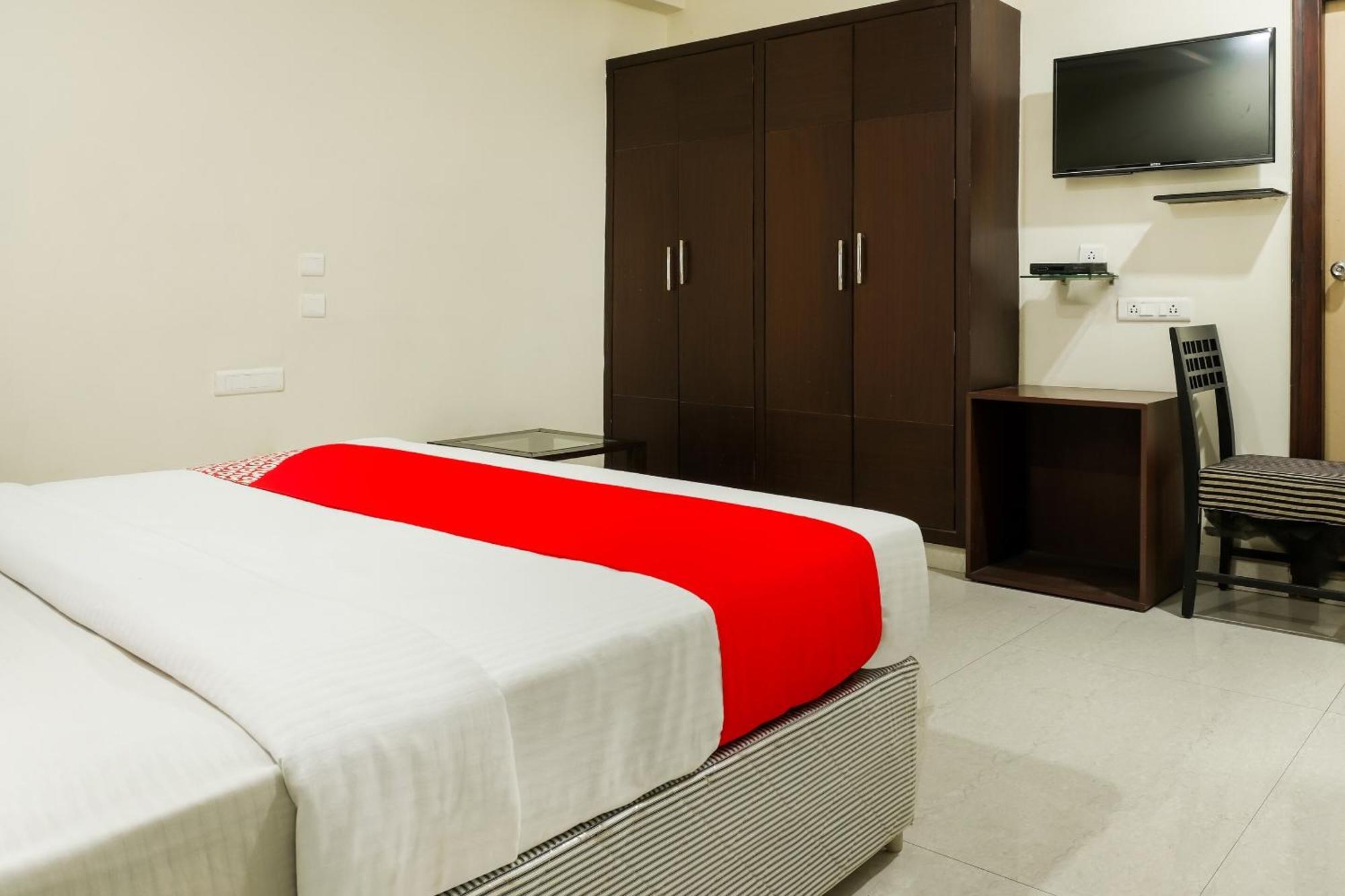 Hotel O Karthikeya Pride Vijayawāda Exteriör bild