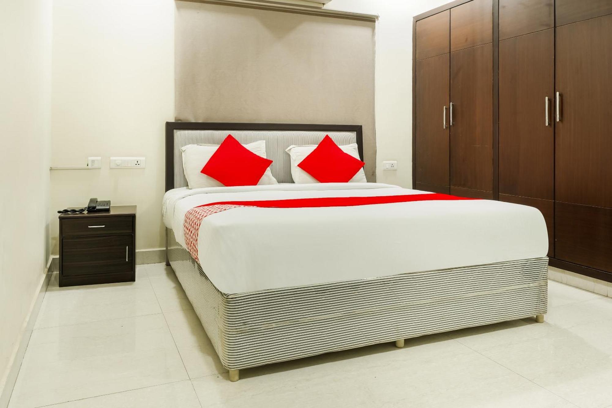 Hotel O Karthikeya Pride Vijayawāda Exteriör bild