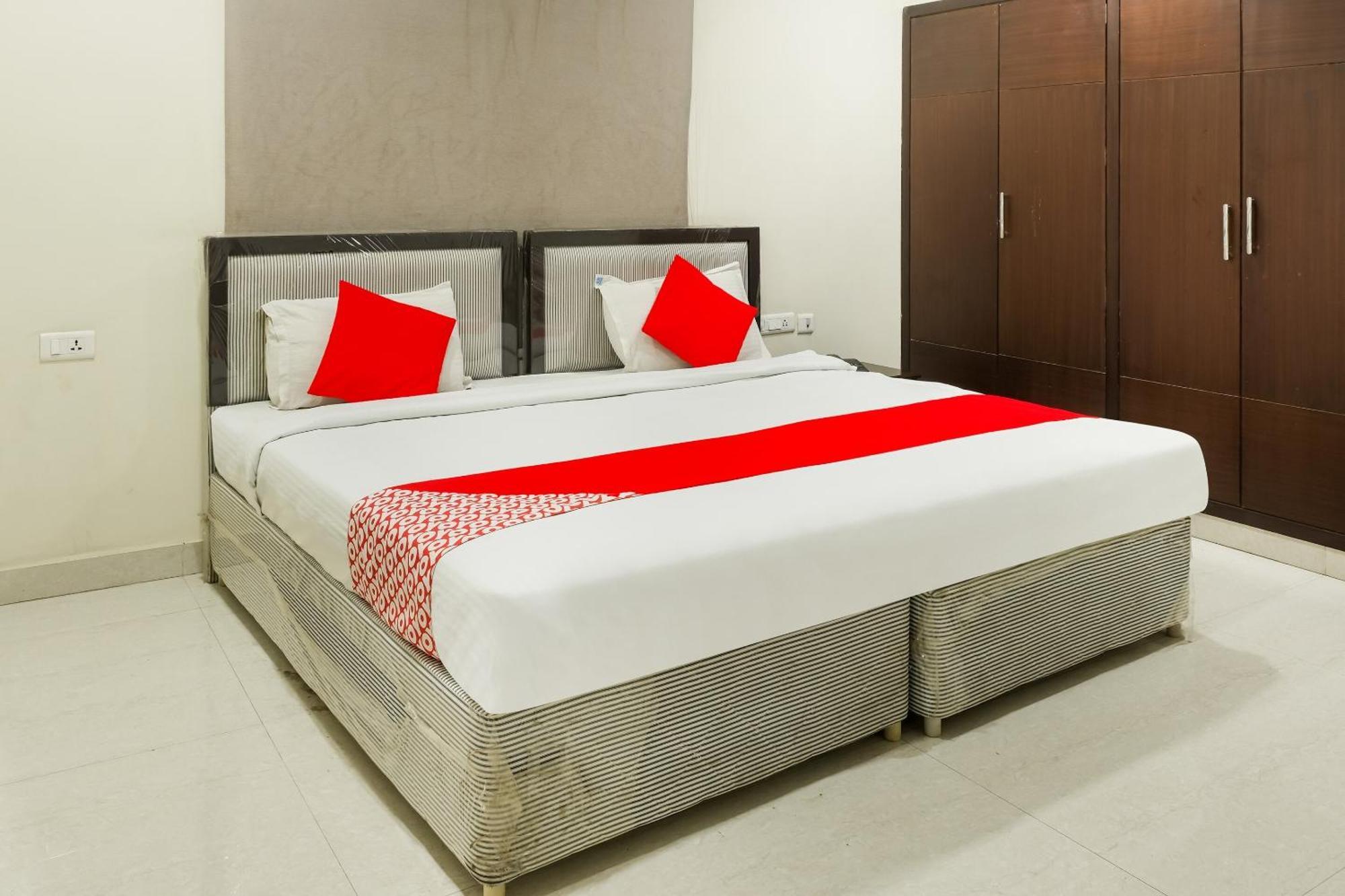 Hotel O Karthikeya Pride Vijayawāda Exteriör bild